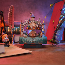 Laden Sie das Bild in den Galerie-Viewer, 3D Puzzle - Magisches Schloss
