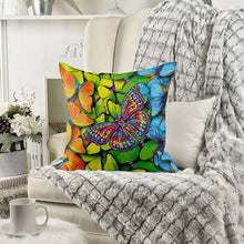 Laden Sie das Bild in den Galerie-Viewer, Kissenbezug Diamond Painting 5D 30x30 cm Schmetterling