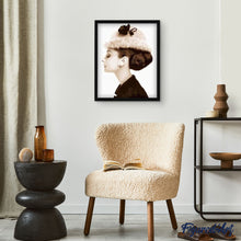 Laden Sie das Bild in den Galerie-Viewer, Malen nach Zahlen für Erwachsene | Elegante Hepburn | Figured'Art
