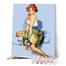 Laden Sie das Bild in den Galerie-Viewer, Vintage Pin-up mit Blumenstrauß