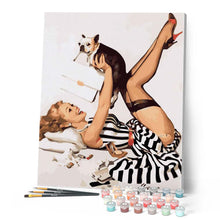 Laden Sie das Bild in den Galerie-Viewer, Pin-Up-Girl im gestreiften Kleid | Figured'Art