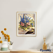 Laden Sie das Bild in den Galerie-Viewer, Blumenstrauß am offenen Fenster | Figured'Art