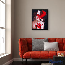 Laden Sie das Bild in den Galerie-Viewer, Roter Hut und sexy Frau | Figured'Art