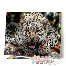 Laden Sie das Bild in den Galerie-Viewer, Malen nach Zahlen für Erwachsene | Bedrohlicher Leopard | Figured'Art