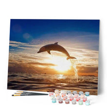 Laden Sie das Bild in den Galerie-Viewer, Malen nach Zahlen für Erwachsene | Delfin im Sonnenaufgang | Figured'Art