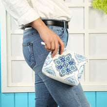 Laden Sie das Bild in den Galerie-Viewer, Diamond Painting Handtasche - Marokkanische Azur Fliese