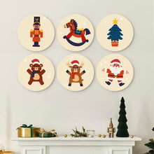 Laden Sie das Bild in den Galerie-Viewer, Mini Serie Malen nach Zahlen - Scheiben Ø20cm (6 Stück) - Vintage-Weihnachtsspielzeug