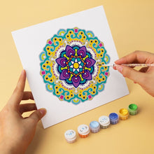 Laden Sie das Bild in den Galerie-Viewer, Mini Serie Malen nach Zahlen 20x20 cm (6 Stück) - Kaleidoskop-Mandalas