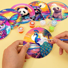 Laden Sie das Bild in den Galerie-Viewer, Malen nach Zahlen 10 cm Untersetzer (6 Stück) - Wildtier-Serie mit Panda, Waschbär und Robbe