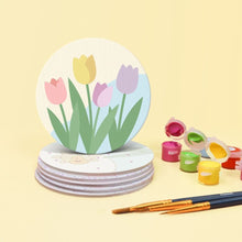 Laden Sie das Bild in den Galerie-Viewer, Malen nach Zahlen 10cm Untersetzer (6 Stück) - Frühlingsblüten