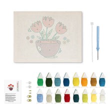 Laden Sie das Bild in den Galerie-Viewer, Punch Needle mit Rahmen - Bunte Tulpen