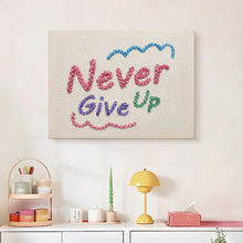 Laden Sie das Bild in den Galerie-Viewer, Punch Needle mit Rahmen - Never Give Up