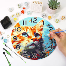 Laden Sie das Bild in den Galerie-Viewer, Malen nach Zahlen Uhr - Neugierige Katze