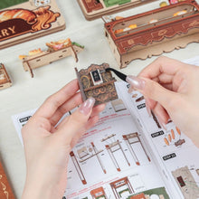 Laden Sie das Bild in den Galerie-Viewer, Miniaturhaus - Bäckerei Mrs. Hunt
