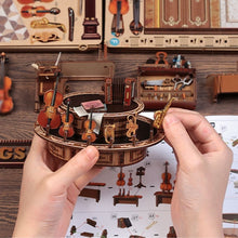 Laden Sie das Bild in den Galerie-Viewer, Miniaturhaus - Bach Saiten