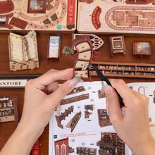Laden Sie das Bild in den Galerie-Viewer, Miniaturhaus - Themse Buchhandlung