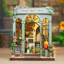 Laden Sie das Bild in den Galerie-Viewer, Book Nook - Blumenladen an der Champs-Élysées
