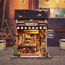 Laden Sie das Bild in den Galerie-Viewer, Miniaturhaus - Altstadtviertel von Choshi Figured'Art