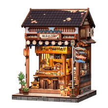 Laden Sie das Bild in den Galerie-Viewer, Miniaturhaus - Altstadtviertel von Choshi