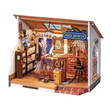 Laden Sie das Bild in den Galerie-Viewer, Miniaturhaus - Kikis Zauberladen