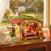 Laden Sie das Bild in den Galerie-Viewer, Miniaturhaus - Das Haus im Wald Figured'Art
