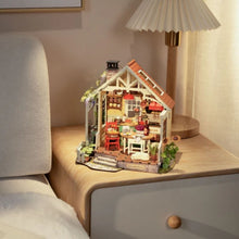 Laden Sie das Bild in den Galerie-Viewer, Miniaturhaus - Landhaus