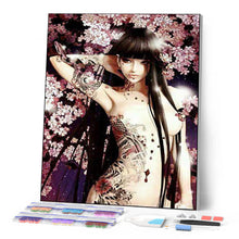 Laden Sie das Bild in den Galerie-Viewer, Diamond Painting – Junge Asiatin
