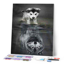Laden Sie das Bild in den Galerie-Viewer, Diamond Painting – Hund und Wolf Spiegelung – 40 x 50 cm auf Keilrahmen gespannt | Figured'Art