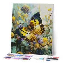 Laden Sie das Bild in den Galerie-Viewer, Diamond Painting - Janetta Forester Schmetterling – 40 x 50 cm auf Keilrahmen gespannt