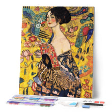 Laden Sie das Bild in den Galerie-Viewer, Diamond Painting - Dame mit Fächer - Klimt
