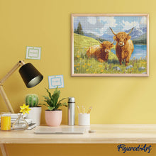 Laden Sie das Bild in den Galerie-Viewer, Diamond Painting - Highland Cow Familie am See