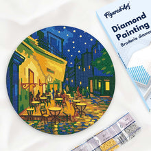 Laden Sie das Bild in den Galerie-Viewer, Diamond Painting auf Holzscheibe - Café - Van Gogh