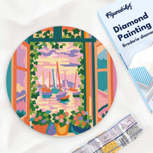 Laden Sie das Bild in den Galerie-Viewer, Diamond Painting auf Holzscheibe - Das offene Fenster - Matisse