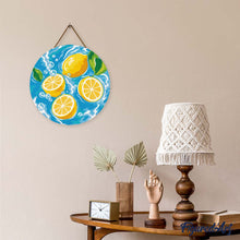 Laden Sie das Bild in den Galerie-Viewer, Diamond Painting auf Holzscheibe - Zitronenbrise