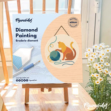 Laden Sie das Bild in den Galerie-Viewer, Diamond Painting auf Holzscheibe - Katze und Wollknäuel