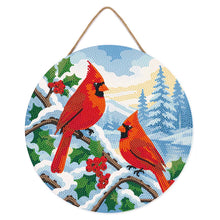 Laden Sie das Bild in den Galerie-Viewer, Diamond Painting auf Holzscheibe - Winter-Kardinäle