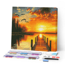 Laden Sie das Bild in den Galerie-Viewer, Mini Diamond Painting 25 x 25 cm - Goldener Seesonnenuntergang