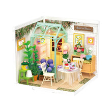Laden Sie das Bild in den Galerie-Viewer, Miniaturhaus - Blühender Tee Garten