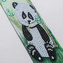 Laden Sie das Bild in den Galerie-Viewer, Lesezeichen Diamond Painting Panda