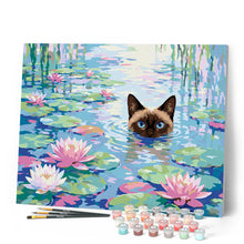 Laden Sie das Bild in den Galerie-Viewer, Katze zwischen Lilien