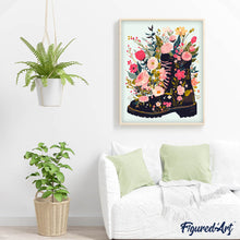 Laden Sie das Bild in den Galerie-Viewer, Stiefel mit Wildblumen