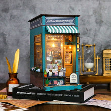 Laden Sie das Bild in den Galerie-Viewer, Book Nook - Bücherei der Seele
