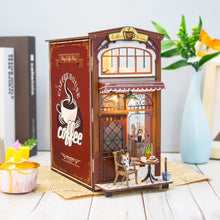 Laden Sie das Bild in den Galerie-Viewer, Book Nook - Kaffeehaus