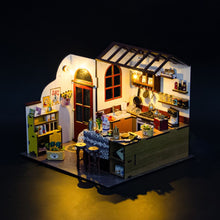 Laden Sie das Bild in den Galerie-Viewer, Miniaturhaus - Petas Küche