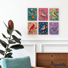 Laden Sie das Bild in den Galerie-Viewer, Mini Malen nach Zahlen 15x20 cm (6 Stück) - Blüten und Vogelgesang