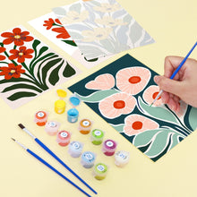 Laden Sie das Bild in den Galerie-Viewer, Mini Malen nach Zahlen 15x20cm (6 Stück) - Bunte Blumenmuster