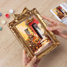 Laden Sie das Bild in den Galerie-Viewer, Mini Malen nach Zahlen mit Rahmen - Terrakotta-Innenhof