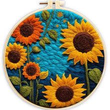 Laden Sie das Bild in den Galerie-Viewer, Nadelfilzen Needle Felting - Feld von Sonnenblumen