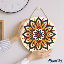 Laden Sie das Bild in den Galerie-Viewer, Malen nach Zahlen auf Holzscheibe - Sonnenburst-Mandala