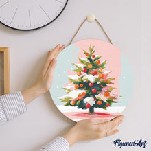 Laden Sie das Bild in den Galerie-Viewer, Malen nach Zahlen auf Holzscheibe - Verschneiter Weihnachtsbaum